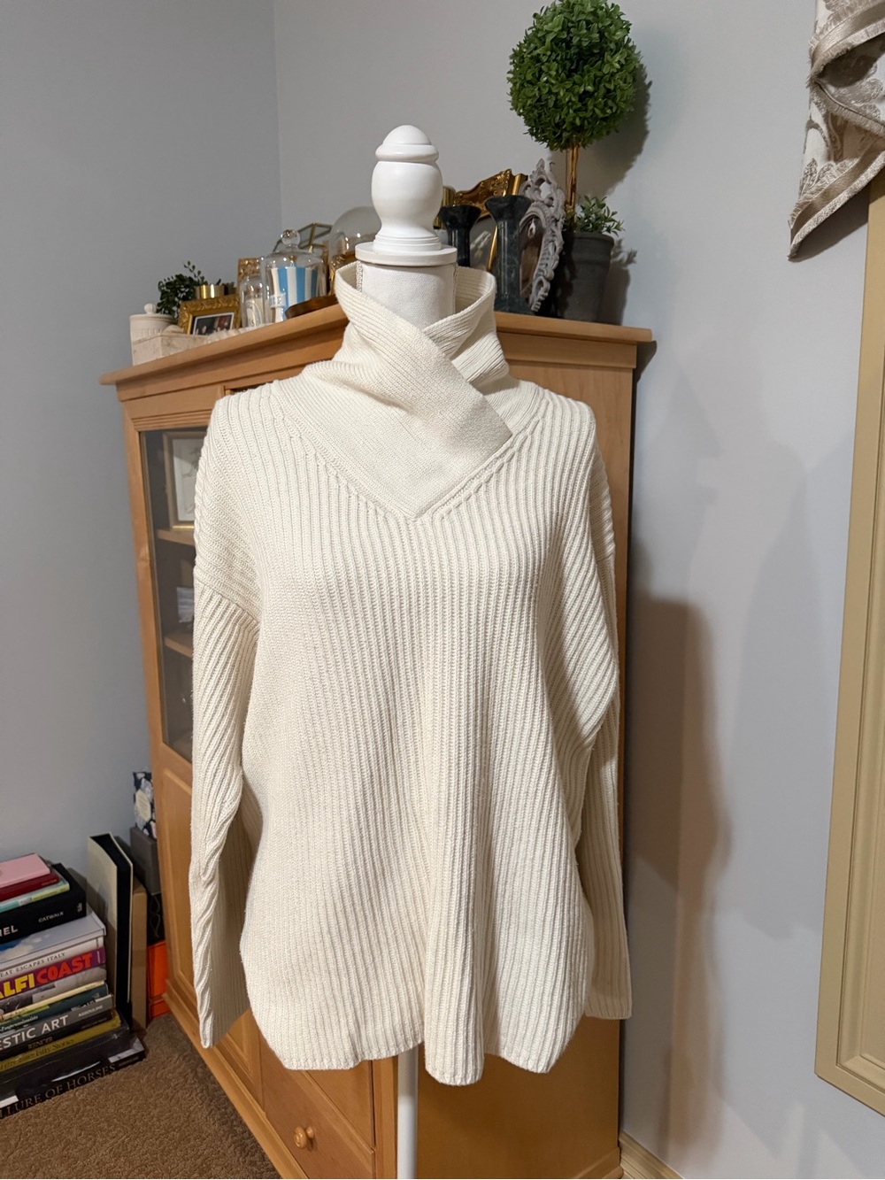 Vintage Liz Claiborne Lizwear Cream Ribbed Cowl Neck Sweater Size Large